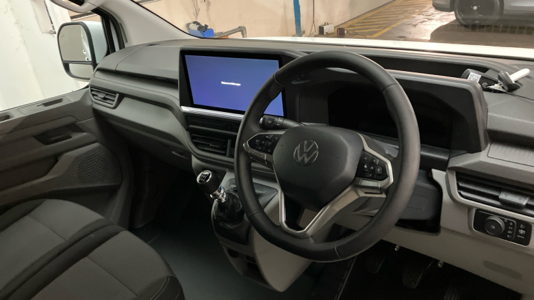 Volkswagen Transporter T28 Swb Diesel 2.0 TDI 110 Commerce Pro Van